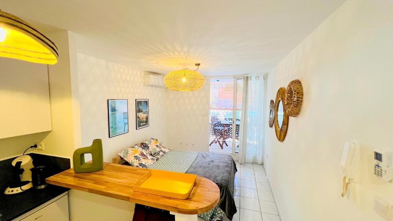 Studio Le Dina St Gilles Boucan Canot Saint-Gilles-les Bains Bagian luar foto